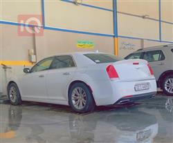 کرایسلەر 300